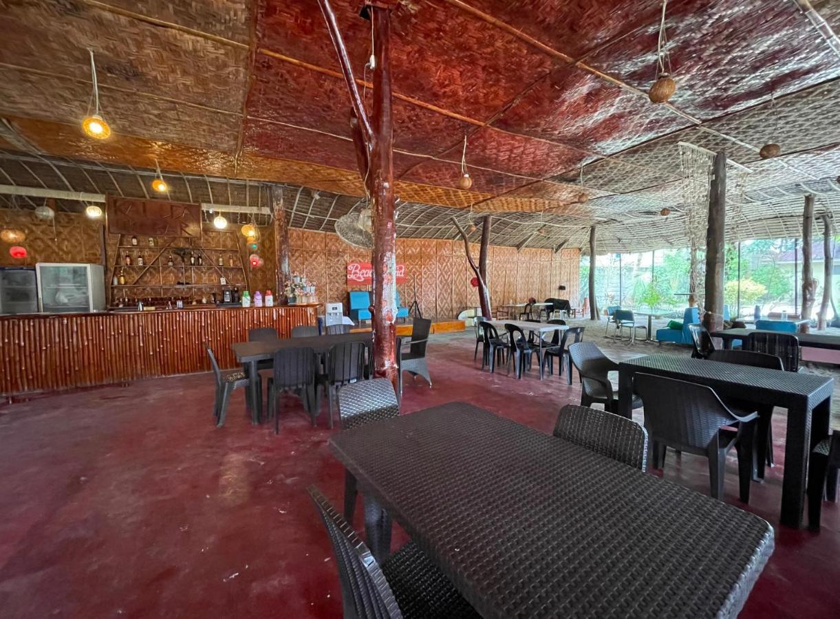 Beach Placid Resort Powered By Cocotel Ocoy Exterior foto
